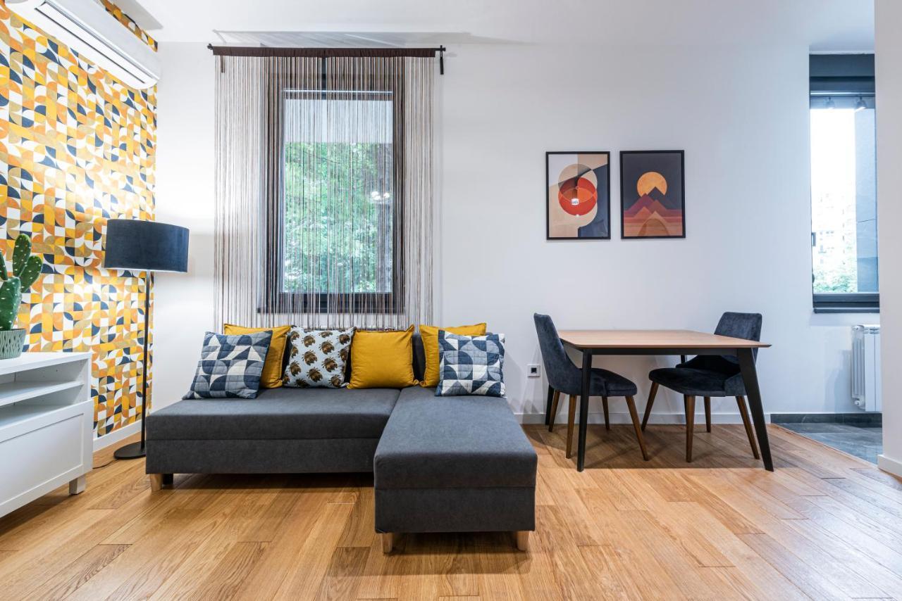 Vertigo Modern Studio-Free Private Parking-Fast Wi-Fi Novi Sad Exterior foto